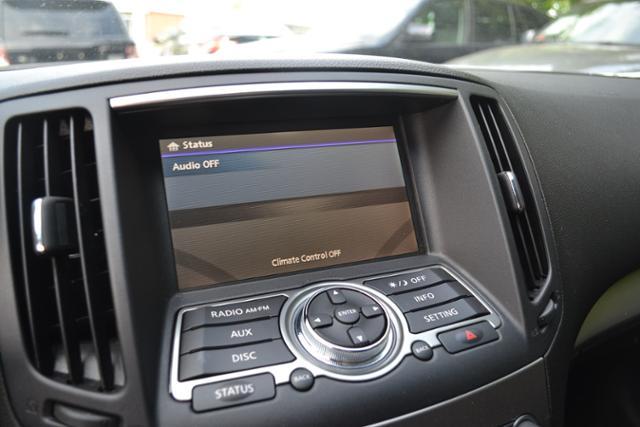 Infiniti G37x 2011 photo 7