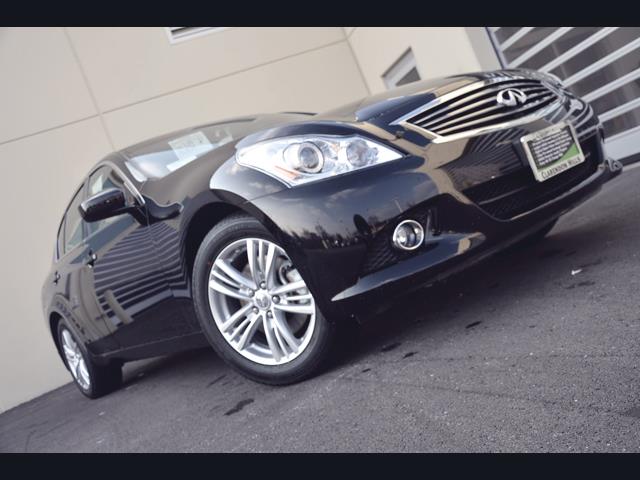 Infiniti G37x 2013 photo 3