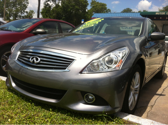 Infiniti G Sedan 2012 photo 4