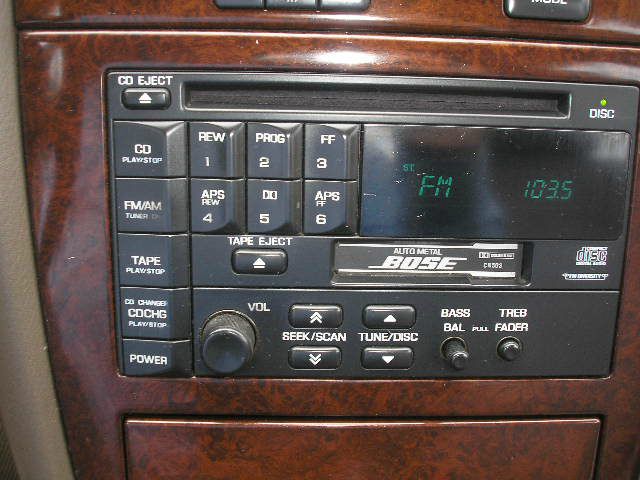 Infiniti I30 1996 photo 2