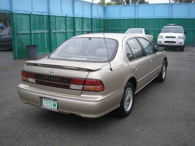 Infiniti I30 1996 photo 5