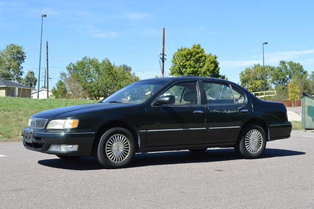 Infiniti I30 1996 photo 2