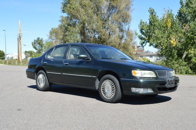 Infiniti I30 1996 photo 3