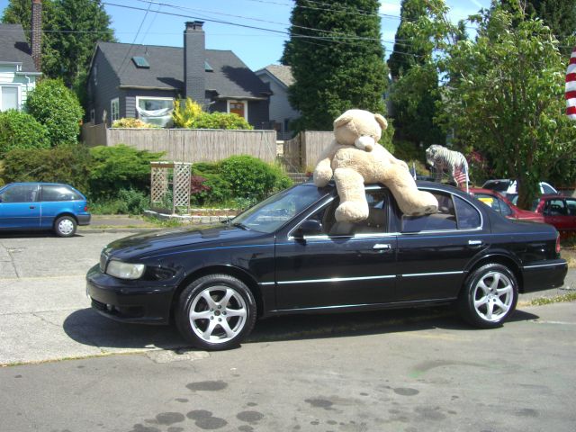 Infiniti I30 1996 photo 2