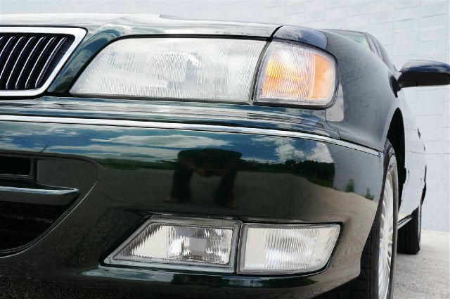 Infiniti I30 1997 photo 12