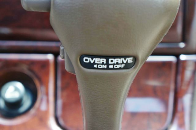 Infiniti I30 1997 photo 22