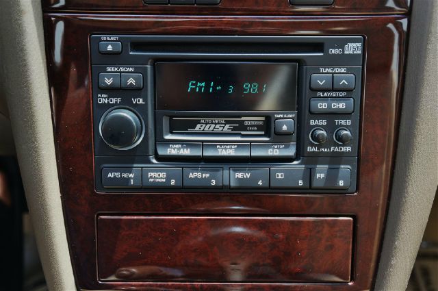 Infiniti I30 1997 photo 23