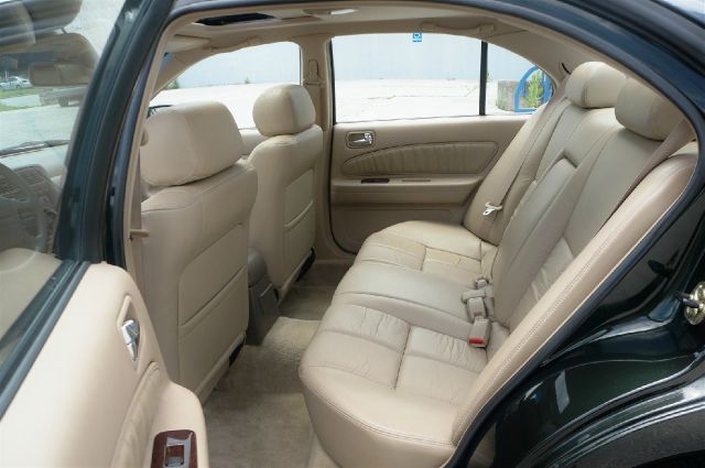 Infiniti I30 1997 photo 30