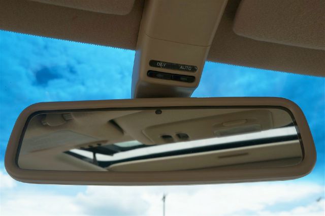 Infiniti I30 1997 photo 37