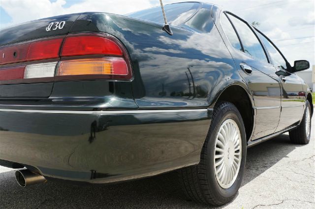 Infiniti I30 1997 photo 5