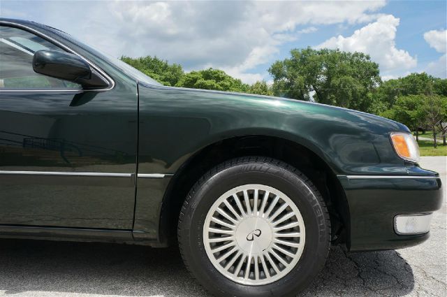 Infiniti I30 1997 photo 52