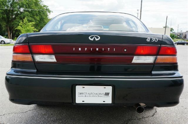 Infiniti I30 1997 photo 56
