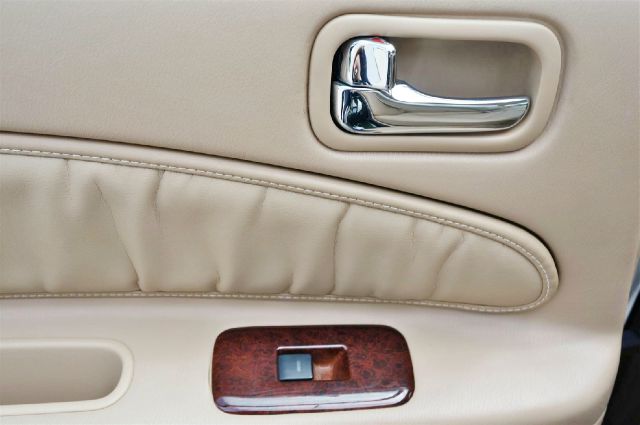 Infiniti I30 1997 photo 7