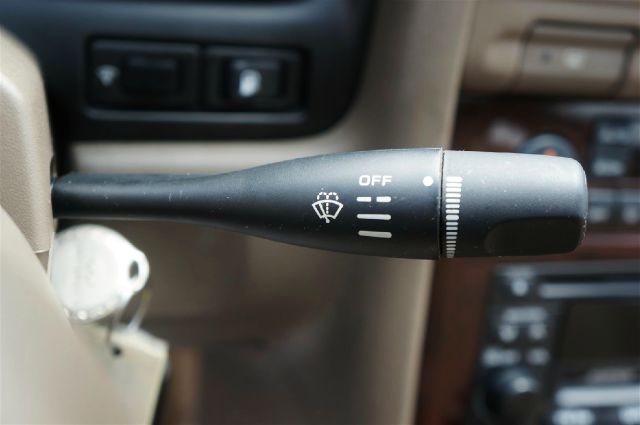 Infiniti I30 1997 photo 8