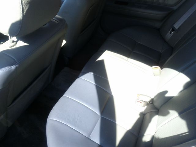 Infiniti I30 1998 photo 1