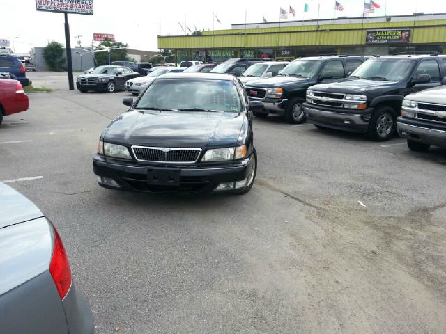 Infiniti I30 1999 photo 1