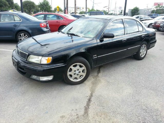 Infiniti I30 1999 photo 4