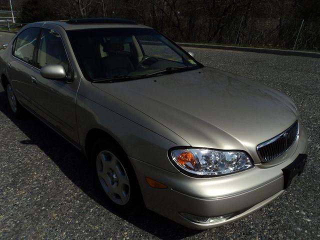 Infiniti I30 2000 photo 2