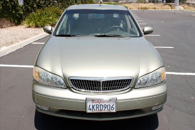 Infiniti I30 2000 photo 1