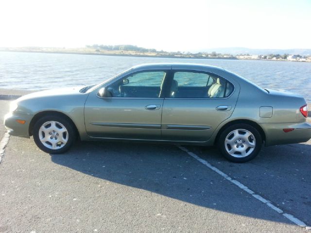 Infiniti I30 2000 photo 3