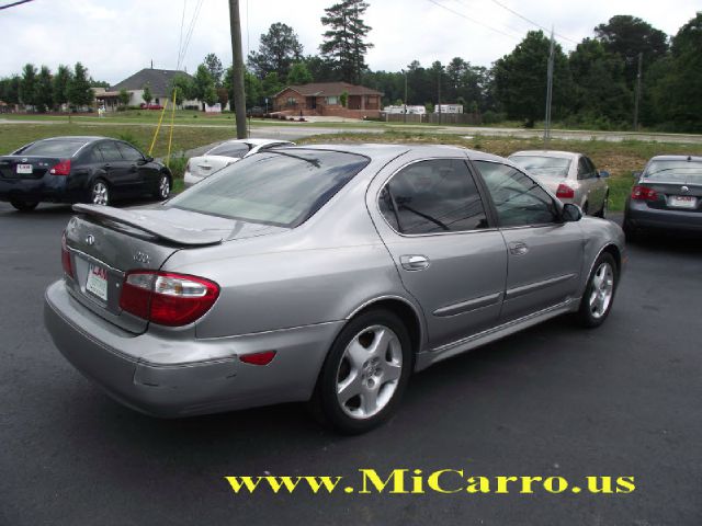 Infiniti I30 2000 photo 1