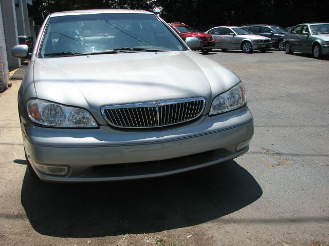 Infiniti I30 2000 photo 1