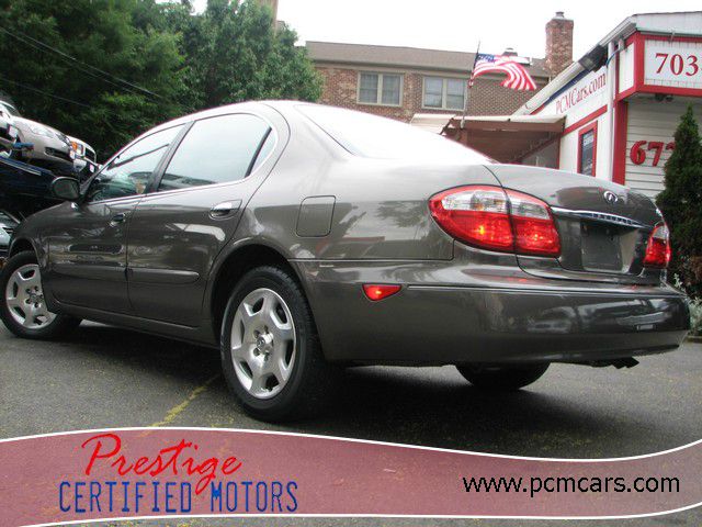 Infiniti I30 2000 photo 1