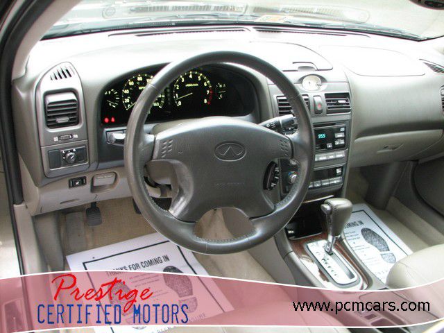 Infiniti I30 2000 photo 21