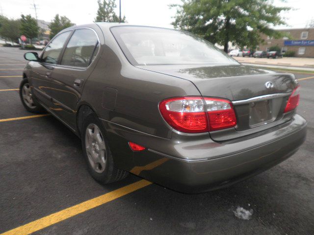 Infiniti I30 2000 photo 2