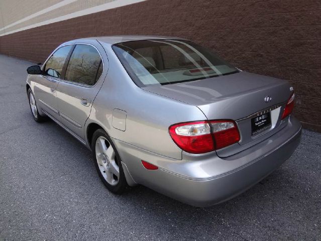 Infiniti I30 2001 photo 4