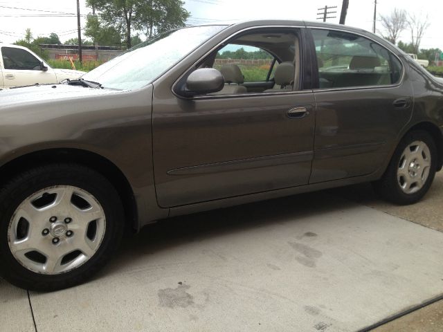 Infiniti I30 2001 photo 4