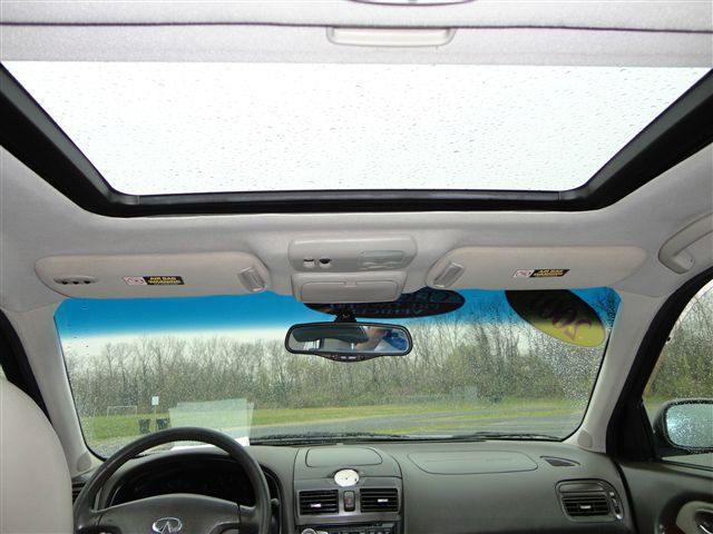 Infiniti I30 2001 photo 3