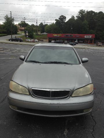 Infiniti I30 2001 photo 1