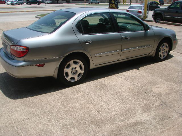 Infiniti I30 Coupe Sedan