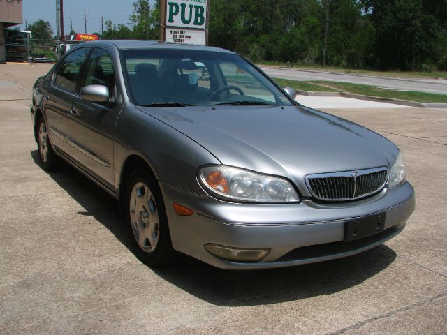 Infiniti I30 2001 photo 4