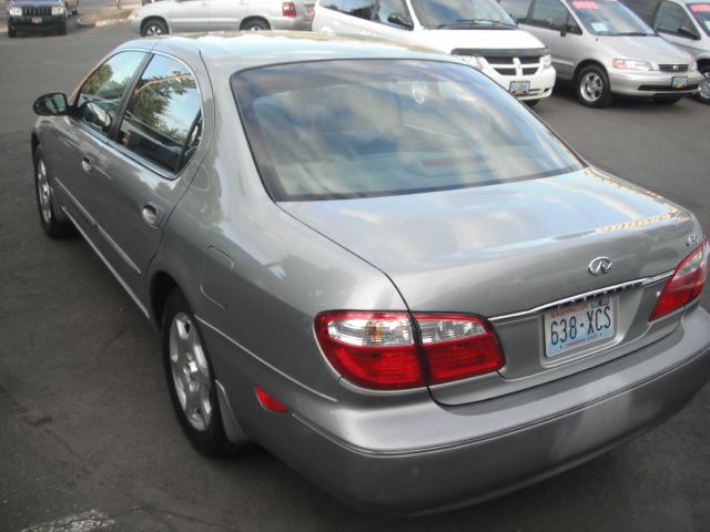 Infiniti I30 2001 photo 4