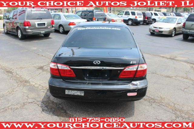 Infiniti I30 2001 photo 4