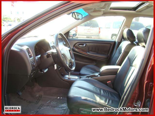 Infiniti I30 2001 photo 3