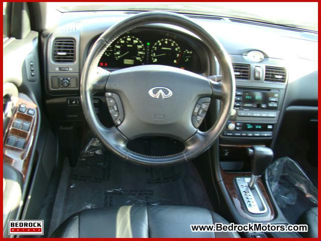 Infiniti I30 2001 photo 5