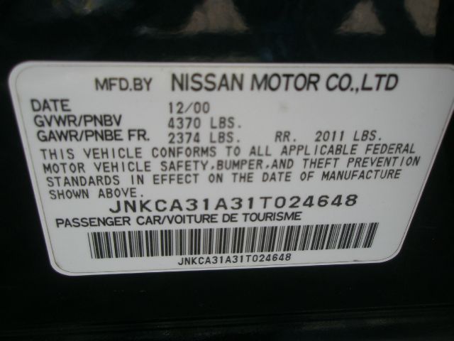 Infiniti I30 2001 photo 2