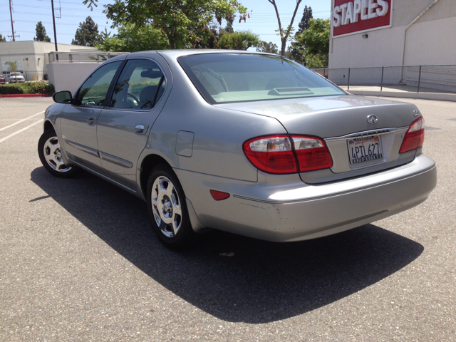 Infiniti I30 2001 photo 9