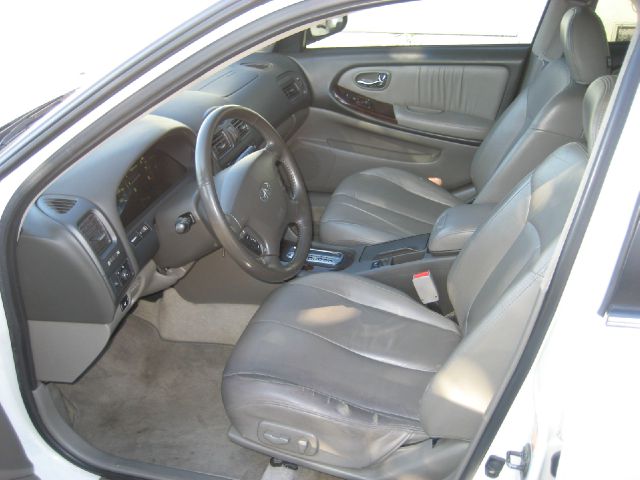 Infiniti I30 2001 photo 4