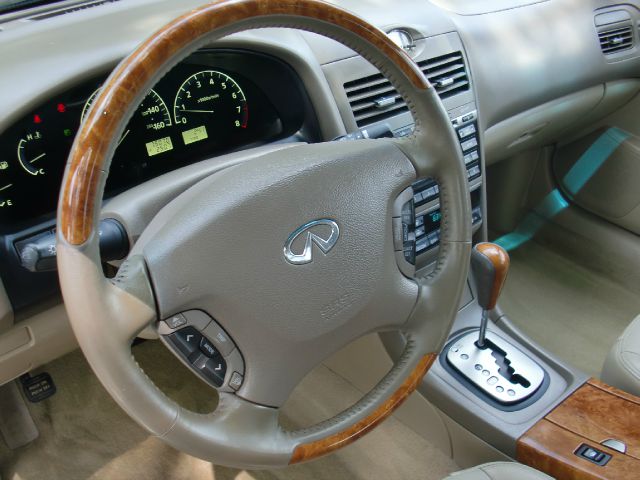 Infiniti I35 2002 photo 3