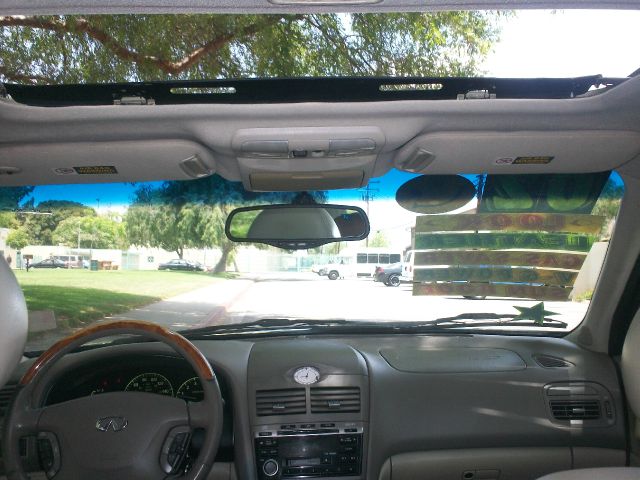 Infiniti I35 2002 photo 4