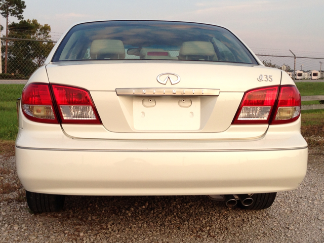 Infiniti I35 2002 photo 3