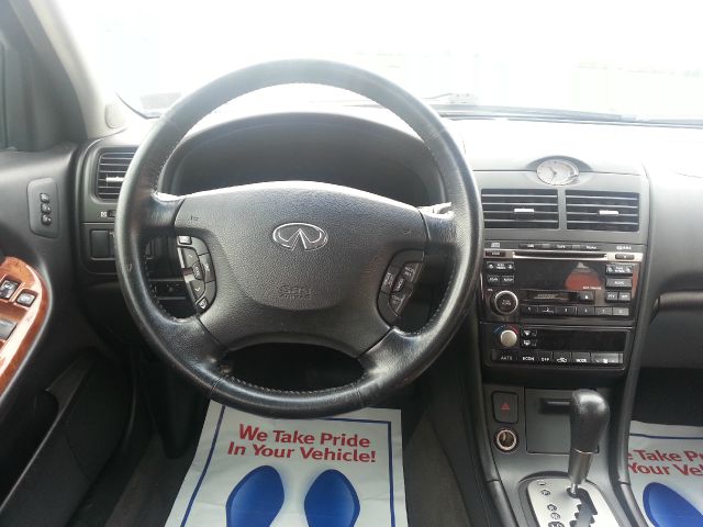 Infiniti I35 Coupe Sedan