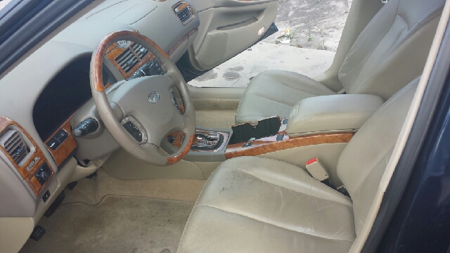 Infiniti I35 2002 photo 4