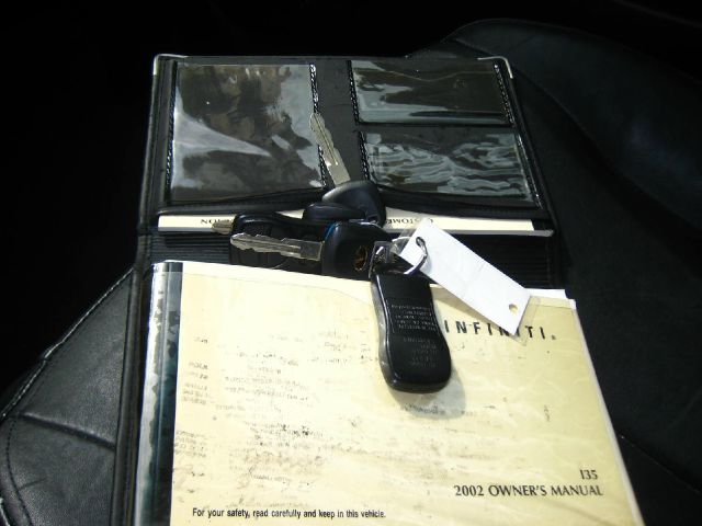 Infiniti I35 2002 photo 2