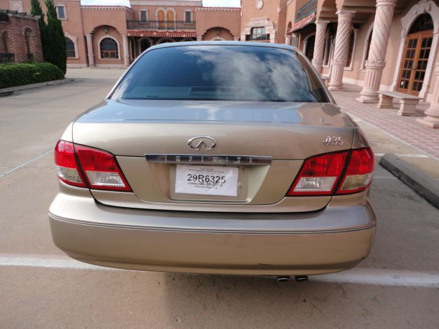 Infiniti I35 2002 photo 4