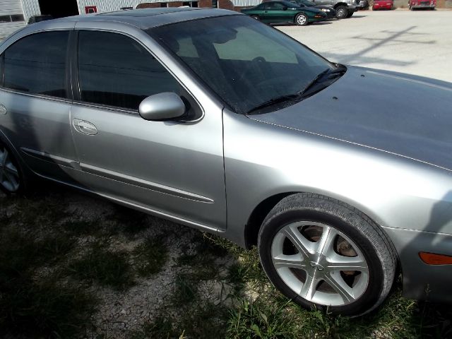 Infiniti I35 2003 photo 2